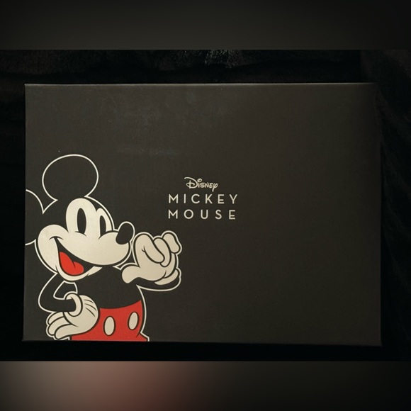 Disney Mickey Mouse 3 Piece Gift Set with Gift Box. - Picture 3 of 3